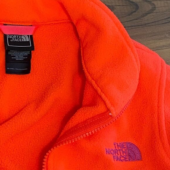 The North Face Sz L Hot Pink Quarter Zip Sweater - Picture 1 of 3